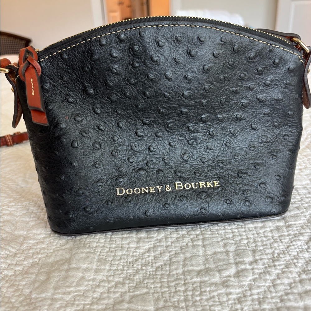 Dooney & Bourke ostrich leather crossbody bag - black